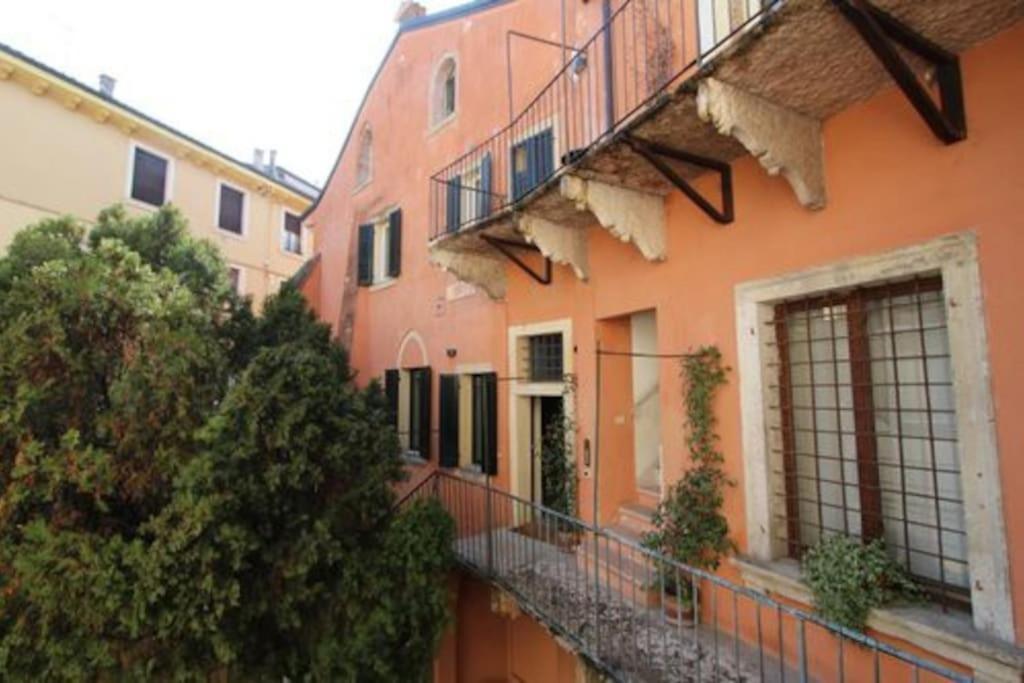 Abbraccio Di Verona Exterior photo